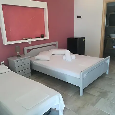 Thea Bed & Breakfast *