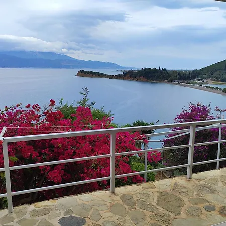 Thea Bed & Breakfast Monastiraki (Phocis)